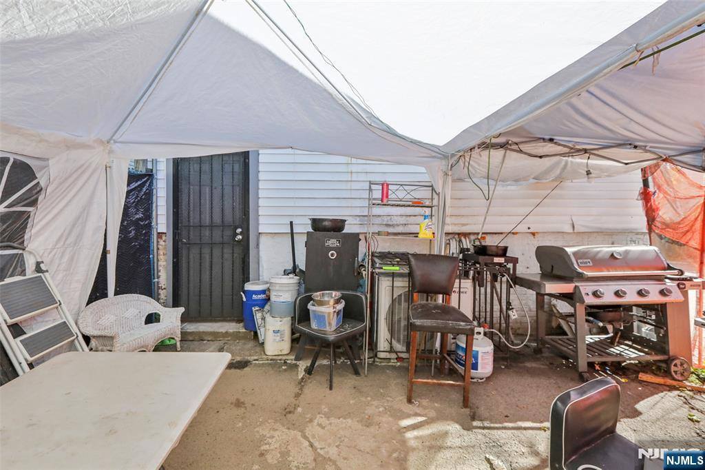 99 Alexander, Newark, NJ 07106