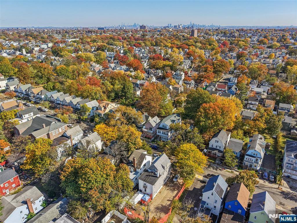 99 Alexander, Newark, NJ 07106