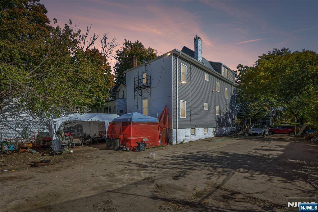 99 Alexander, Newark, NJ 07106