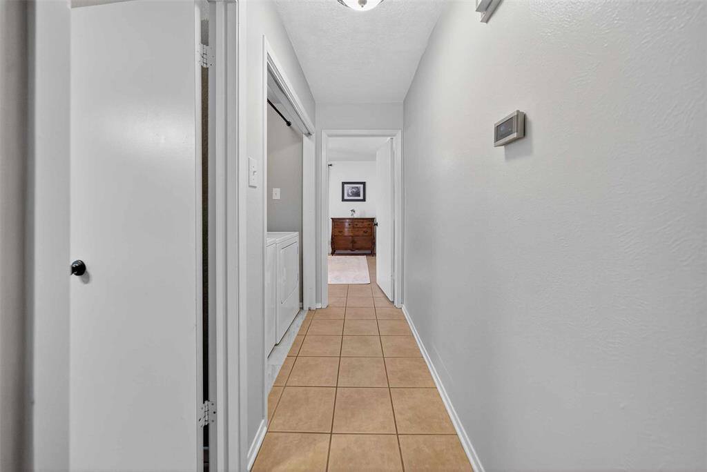 6828 Mandy Lane, Tyler, TX 75703