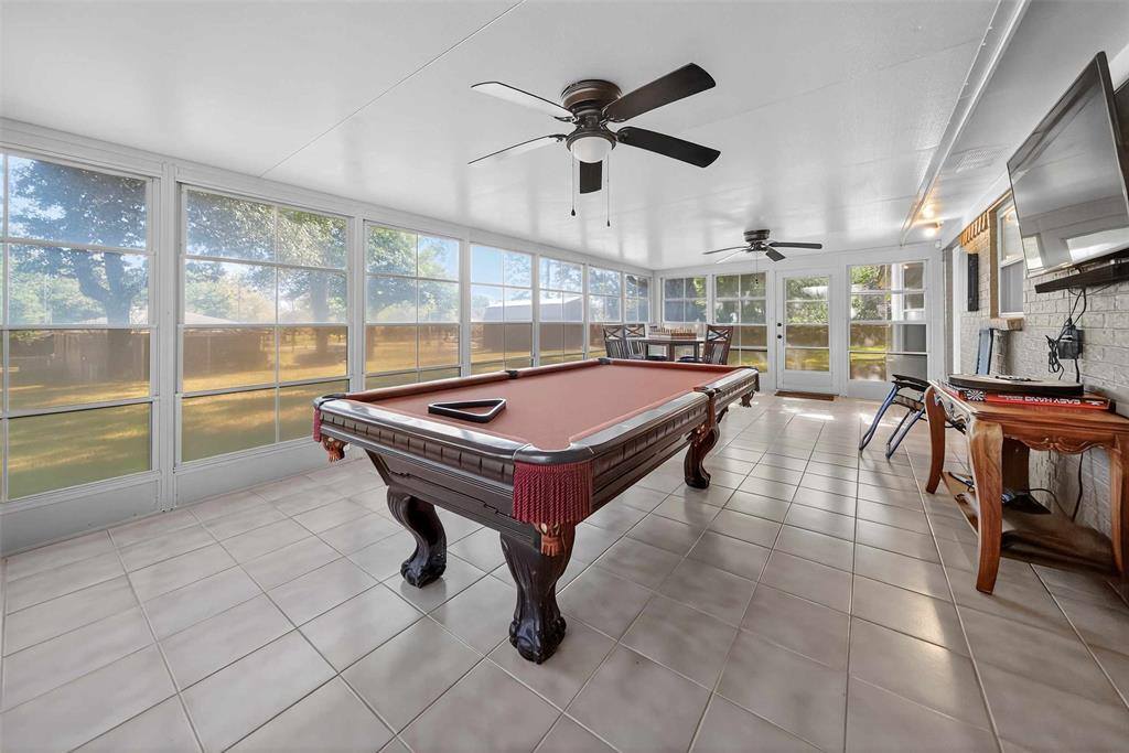 6828 Mandy Lane, Tyler, TX 75703