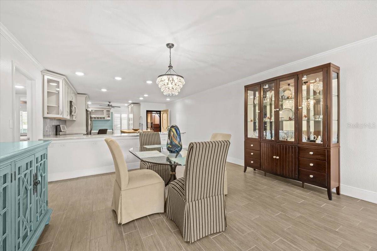 4730 Brittany Drive South, #36, Saint Petersburg, FL 33715