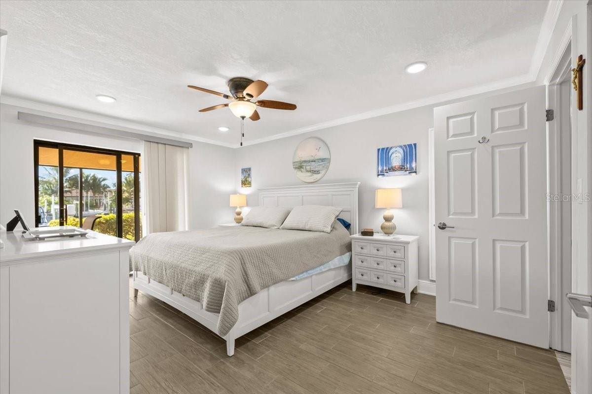 4730 Brittany Drive South, #36, Saint Petersburg, FL 33715