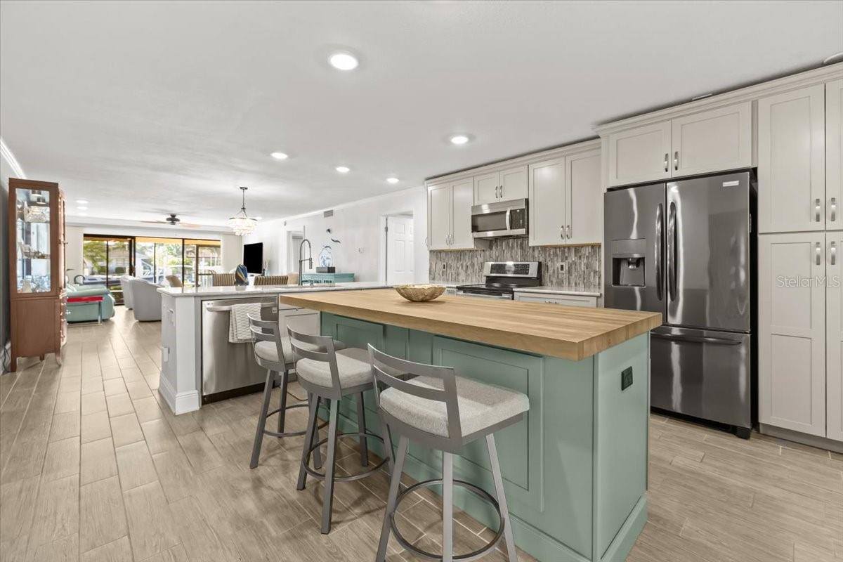 4730 Brittany Drive South, #36, Saint Petersburg, FL 33715