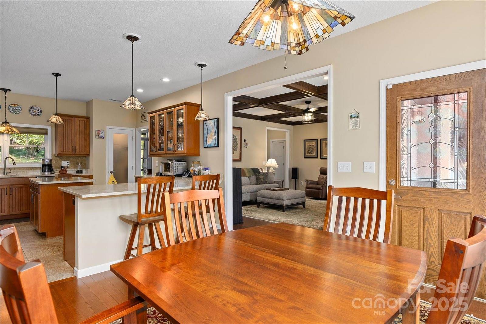 16 Farm Pond Lane, Candler, NC 28715