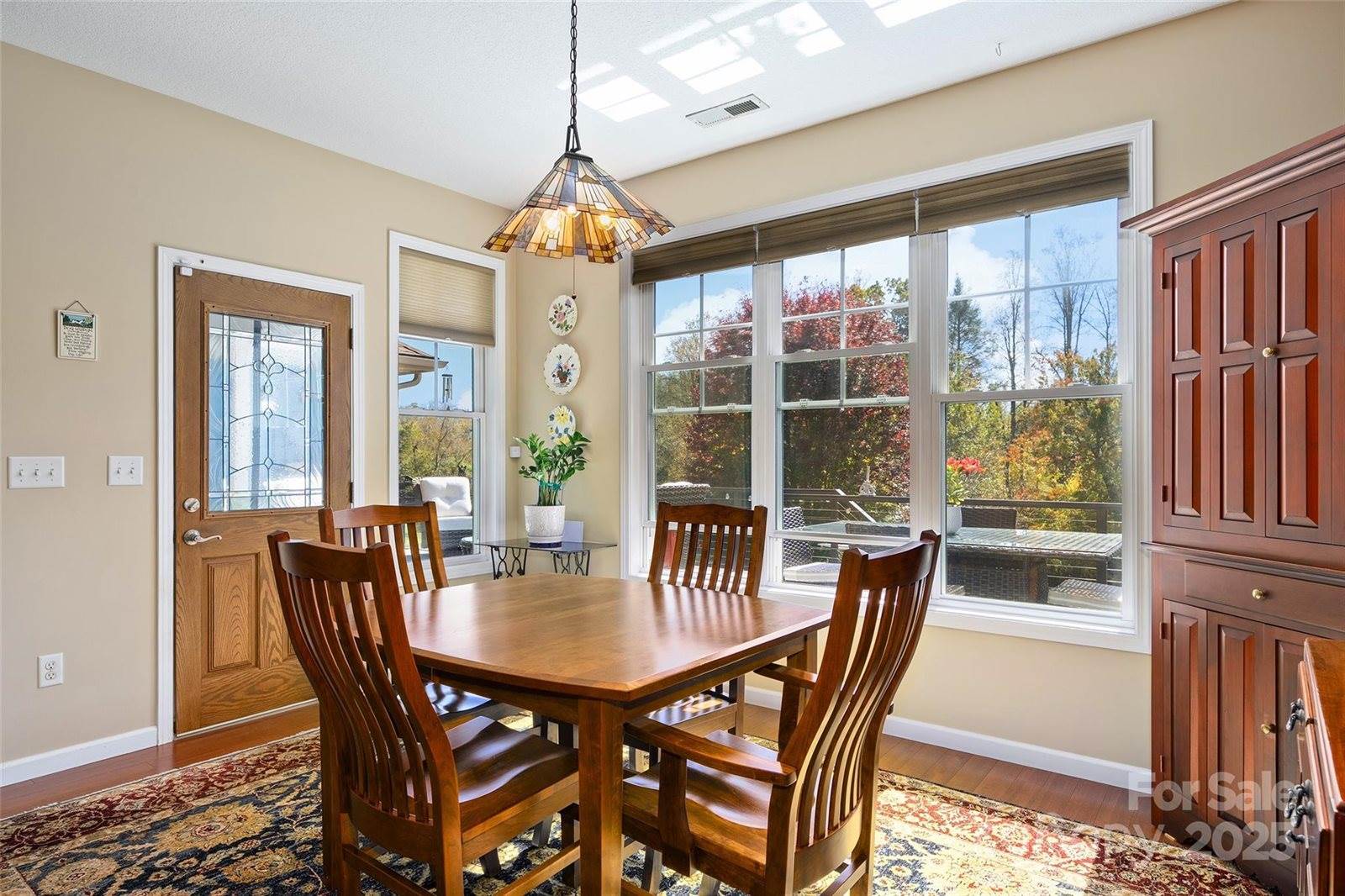 16 Farm Pond Lane, Candler, NC 28715