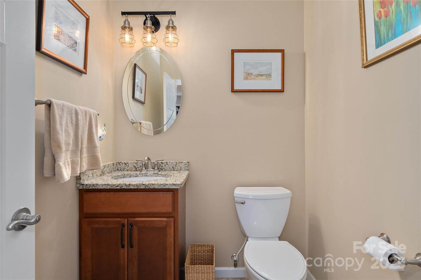 16 Farm Pond Lane, Candler, NC 28715