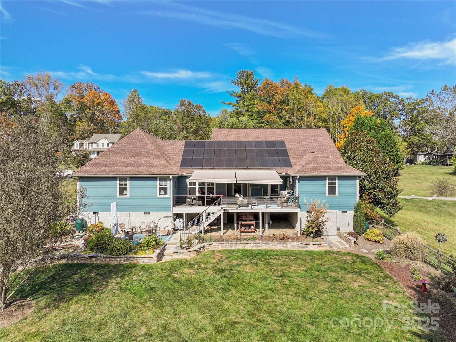 16 Farm Pond Lane, Candler, NC 28715