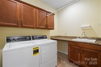 16 Farm Pond Lane, Candler, NC 28715