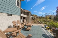 16 Farm Pond Lane, Candler, NC 28715