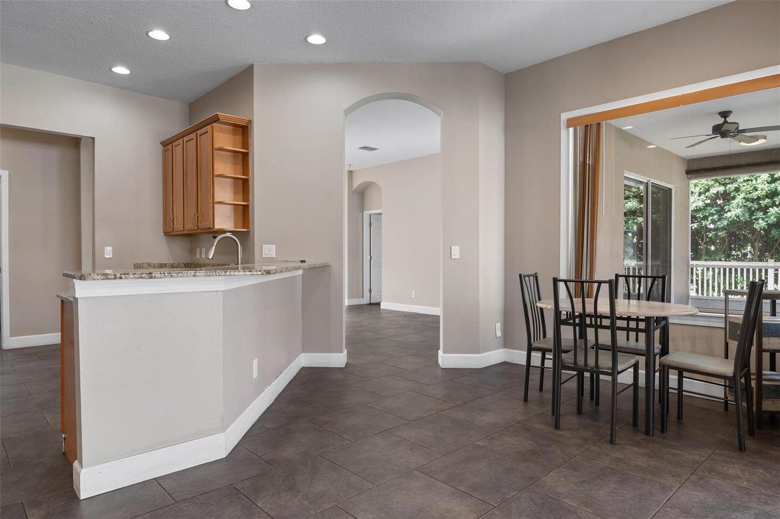 6105 47TH Street East, Bradenton, FL 34203