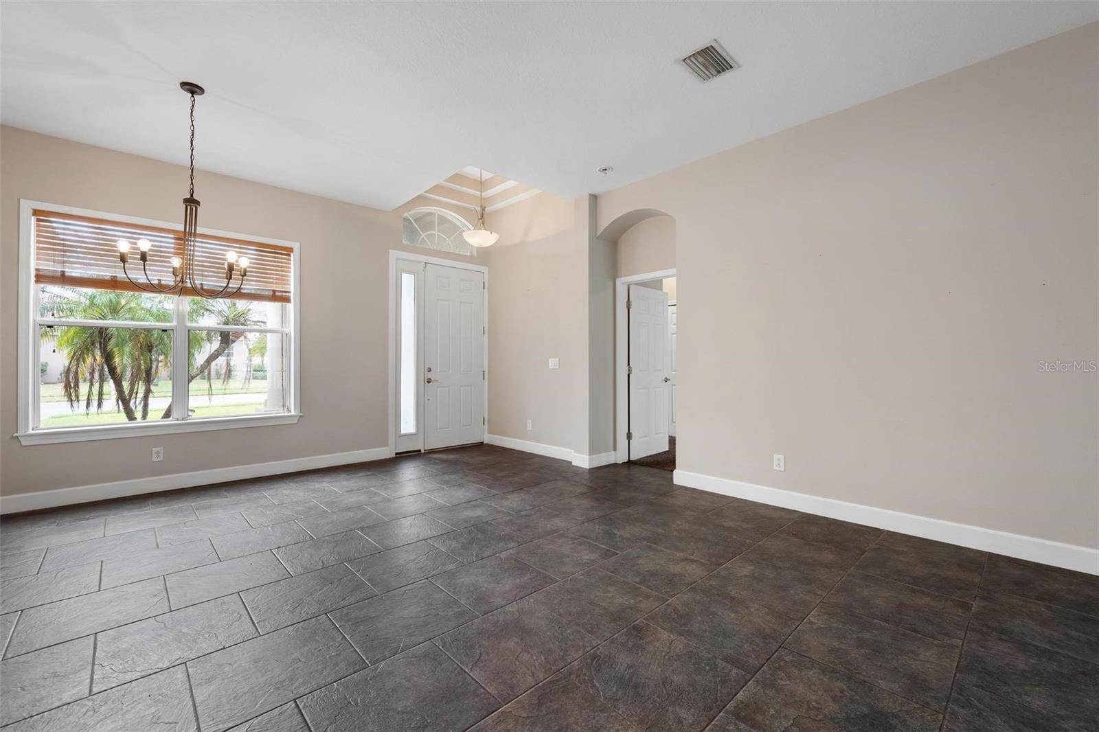 6105 47TH Street East, Bradenton, FL 34203