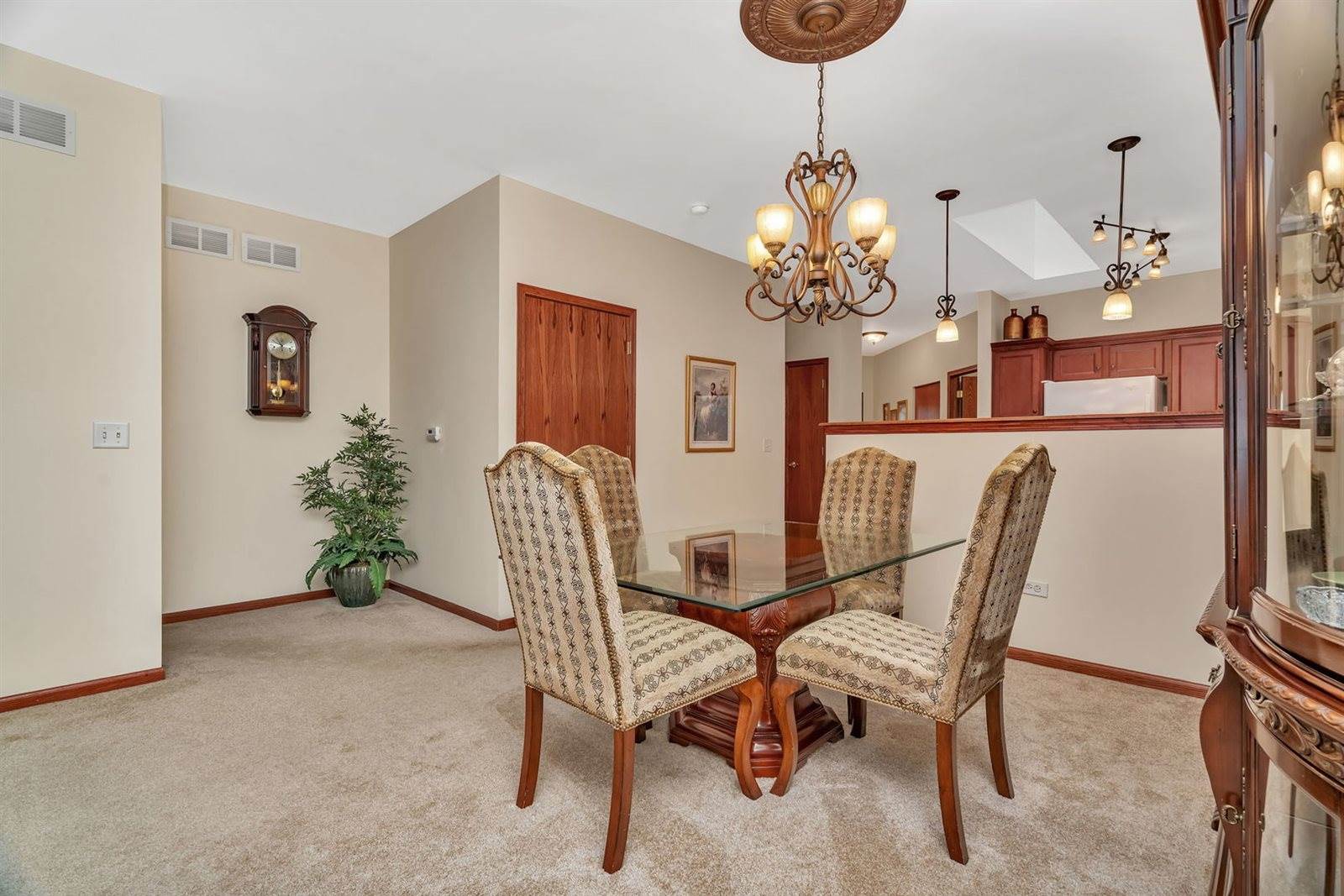 19222 104th Avenue, Mokena, IL 60448