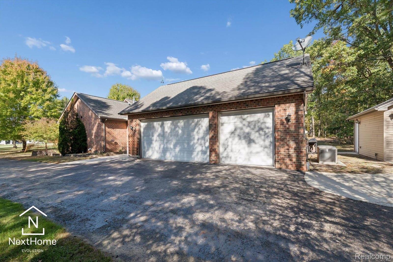 17401 Hannan Road, HuronCharterTownship_Wayne, MI 48164