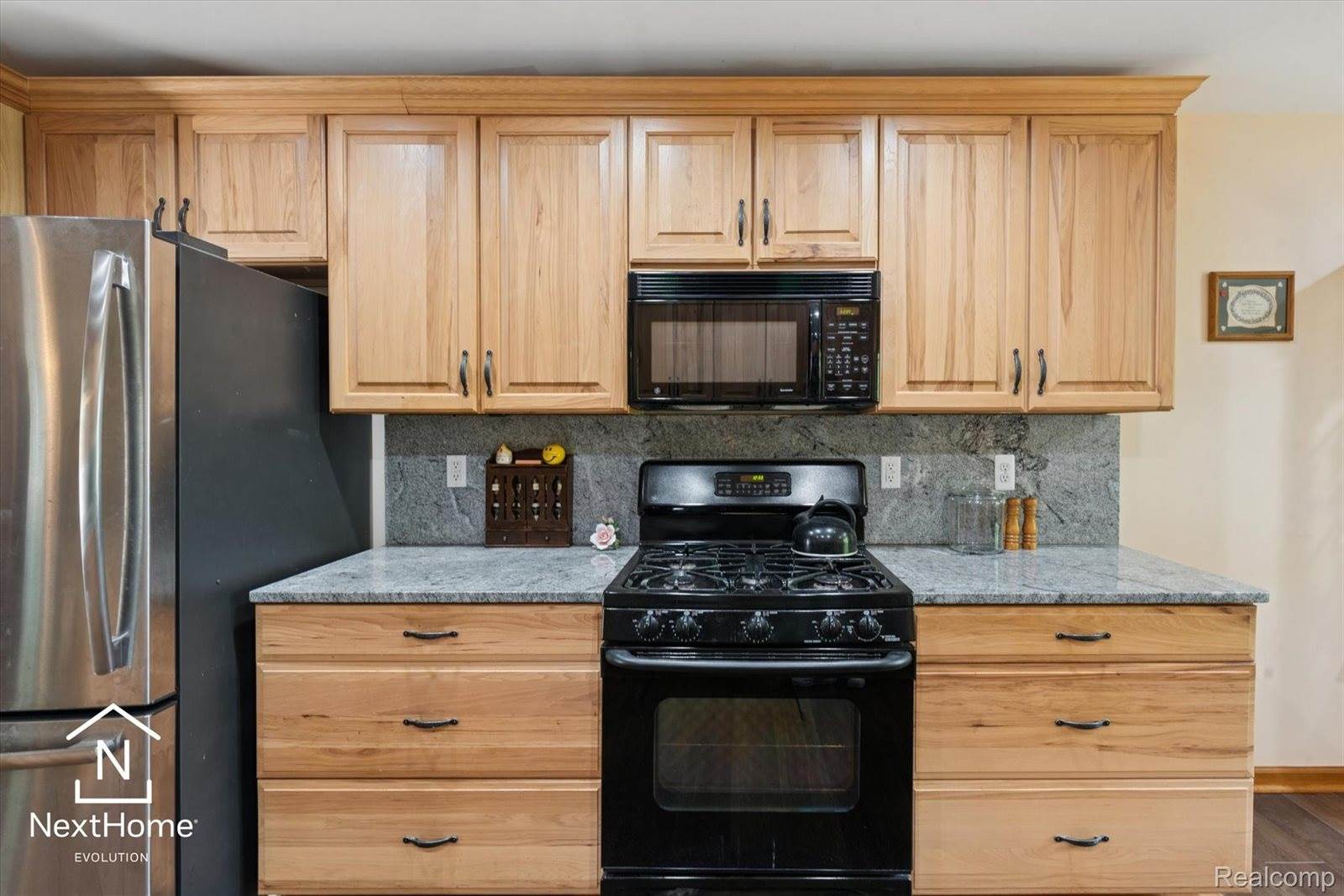 17401 Hannan Road, HuronCharterTownship_Wayne, MI 48164