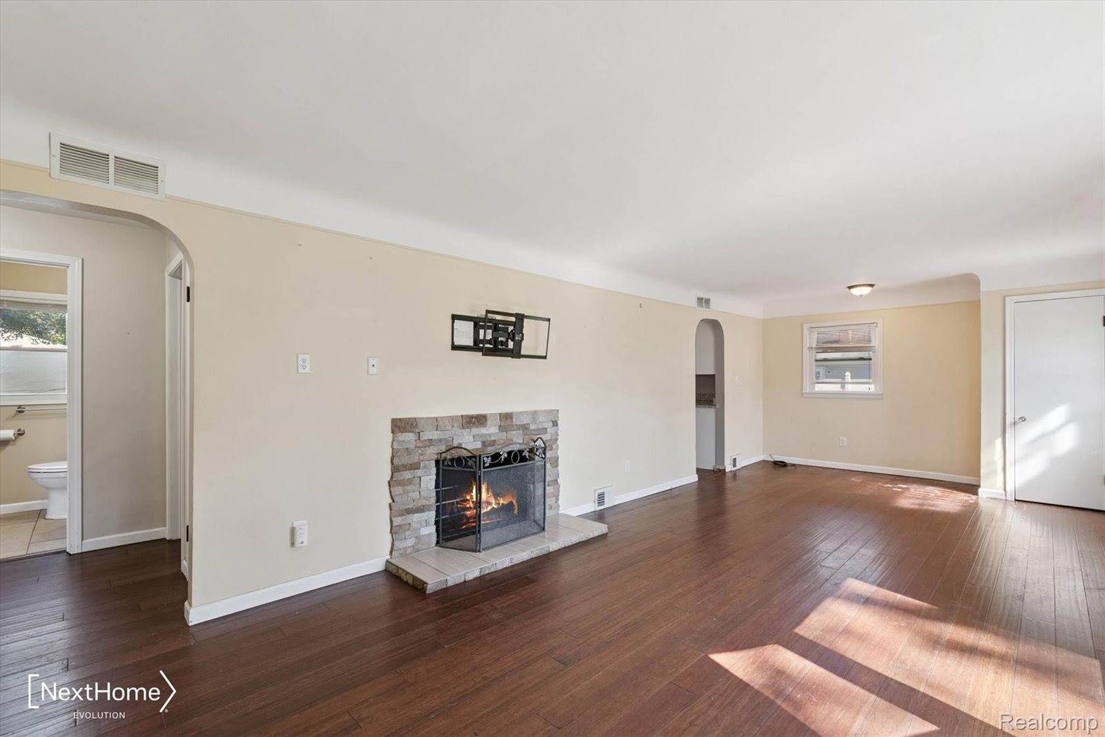 34752 John Hauk Street, WestlandCity_Wayne, MI 48185