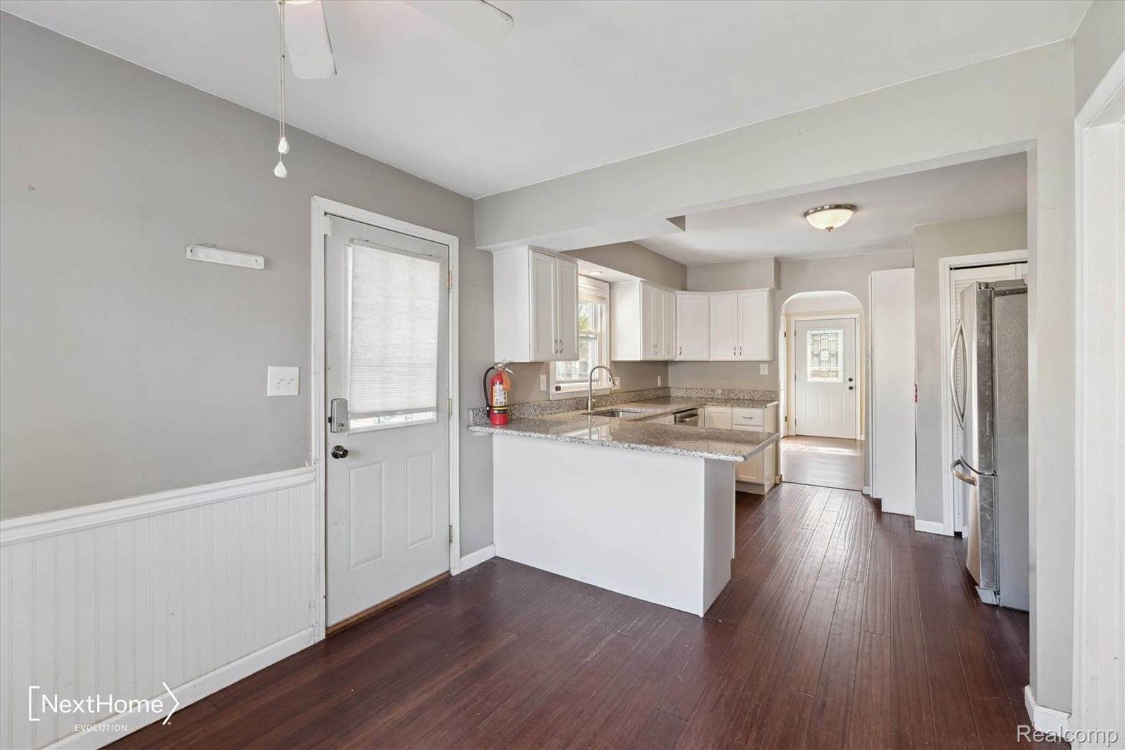 34752 John Hauk Street, WestlandCity_Wayne, MI 48185