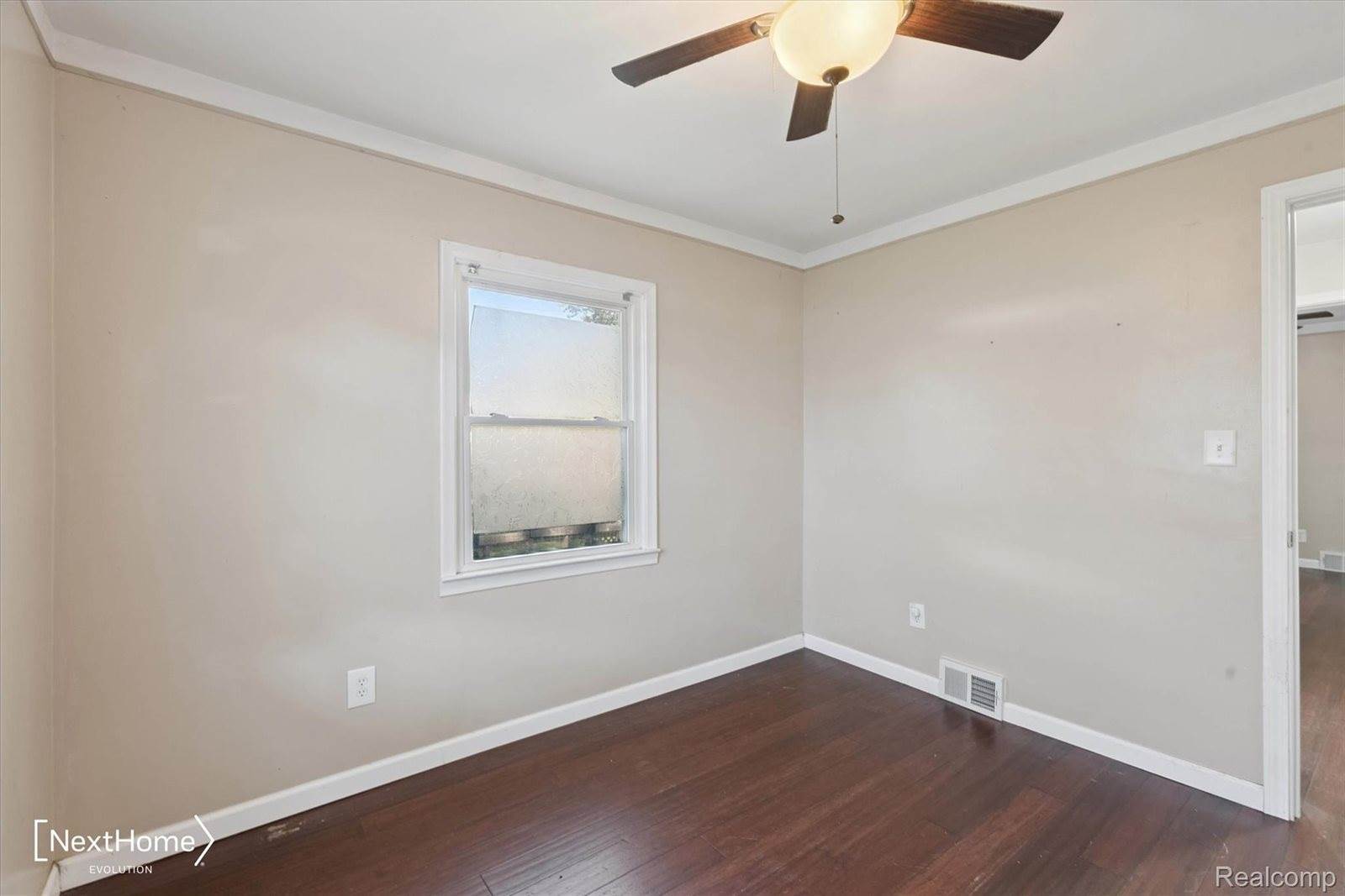 34752 John Hauk Street, WestlandCity_Wayne, MI 48185