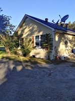 212 1st Pinehiil, Sprinhill, LA 70175