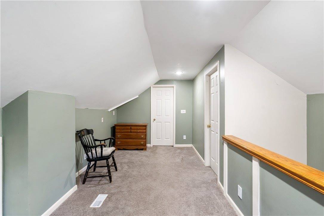 26 Oakridge Drive, Irondequoit, NY 14617