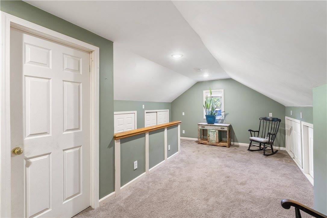 26 Oakridge Drive, Irondequoit, NY 14617