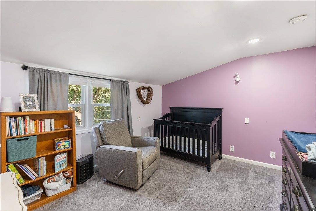 26 Oakridge Drive, Irondequoit, NY 14617