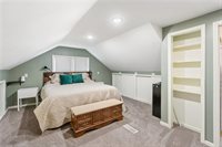 26 Oakridge Drive, Irondequoit, NY 14617