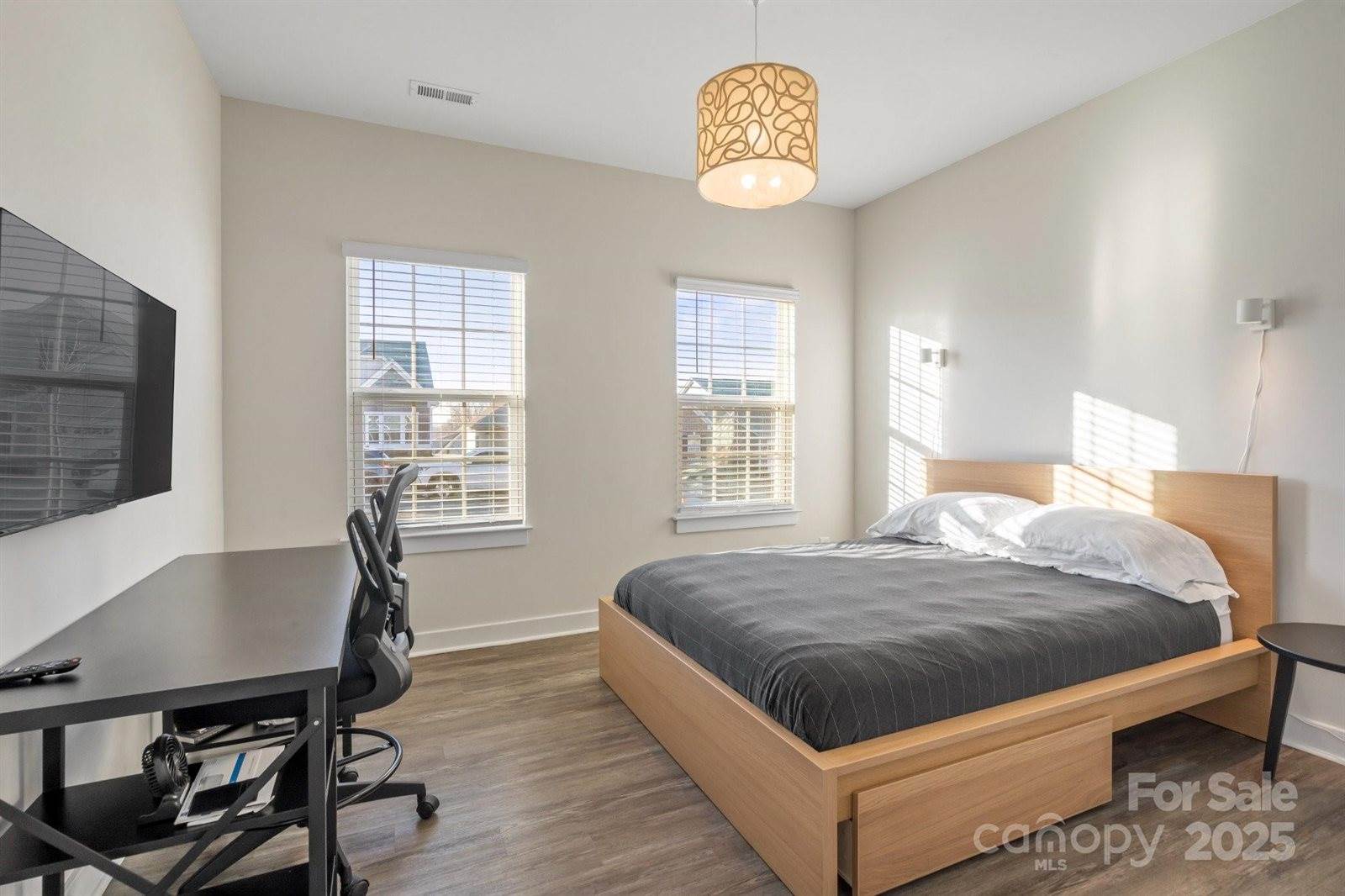 5066 Summer Surprise Lane, Charlotte, NC 28215