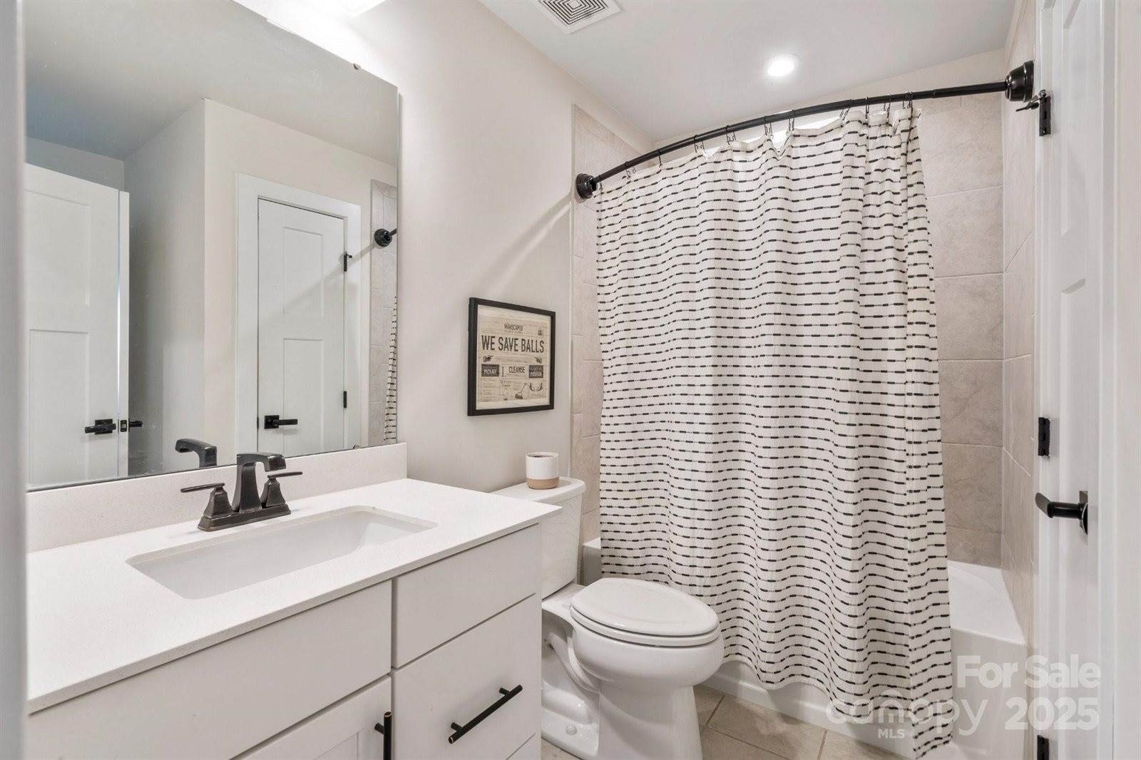 5066 Summer Surprise Lane, Charlotte, NC 28215