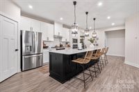 5066 Summer Surprise Lane, Charlotte, NC 28215