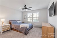 5066 Summer Surprise Lane, Charlotte, NC 28215