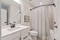 5066 Summer Surprise Lane, Charlotte, NC 28215