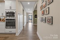 5066 Summer Surprise Lane, Charlotte, NC 28215