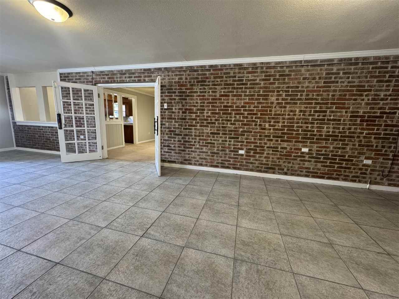 1609 SE Jarman Ave, Lawton, OK 73501