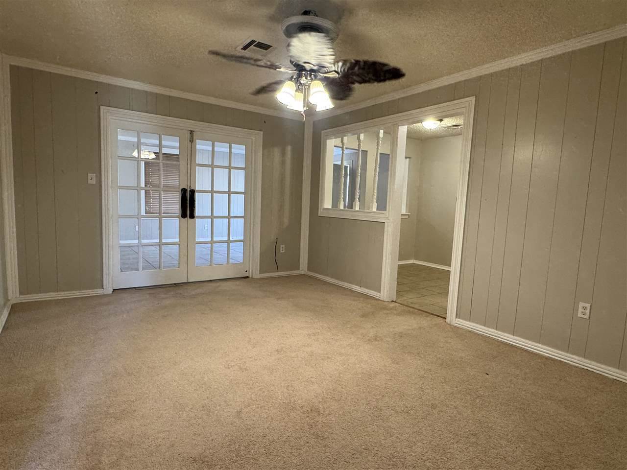 1609 SE Jarman Ave, Lawton, OK 73501