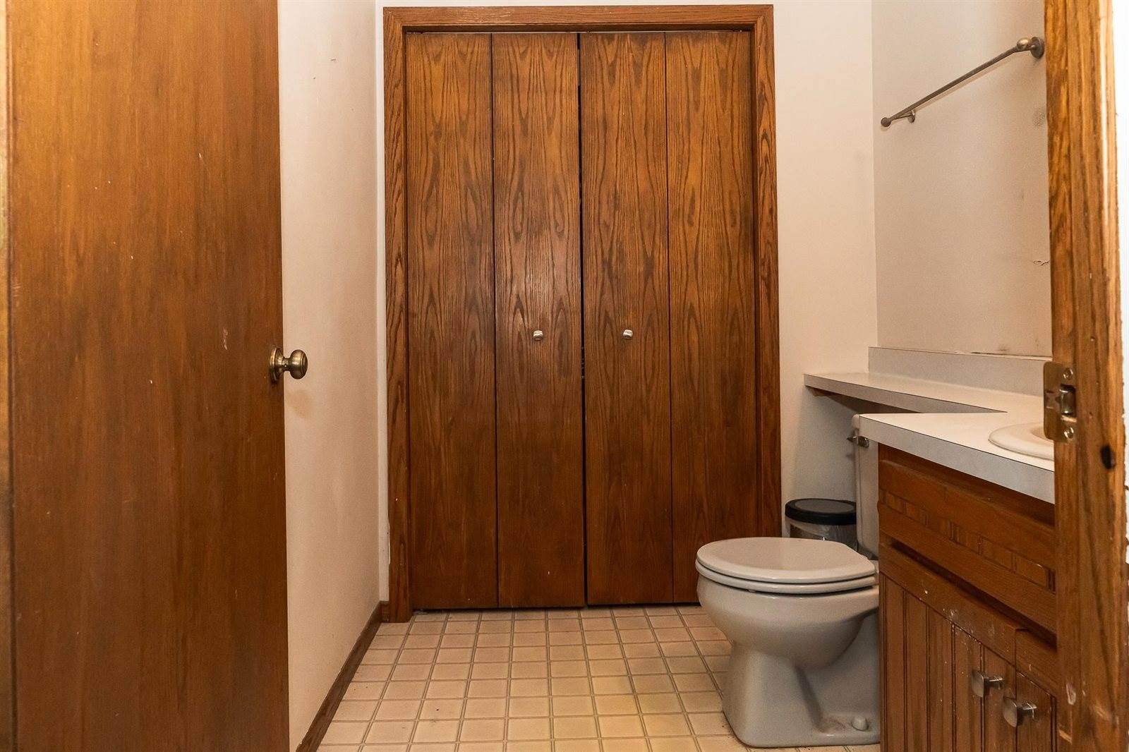 2930 Muir Field, Madison, WI 53719