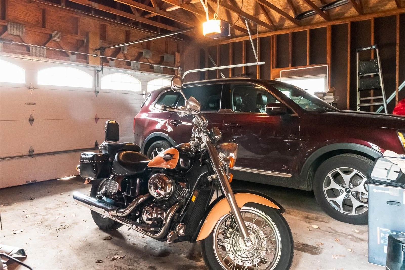 2930 Muir Field, Madison, WI 53719