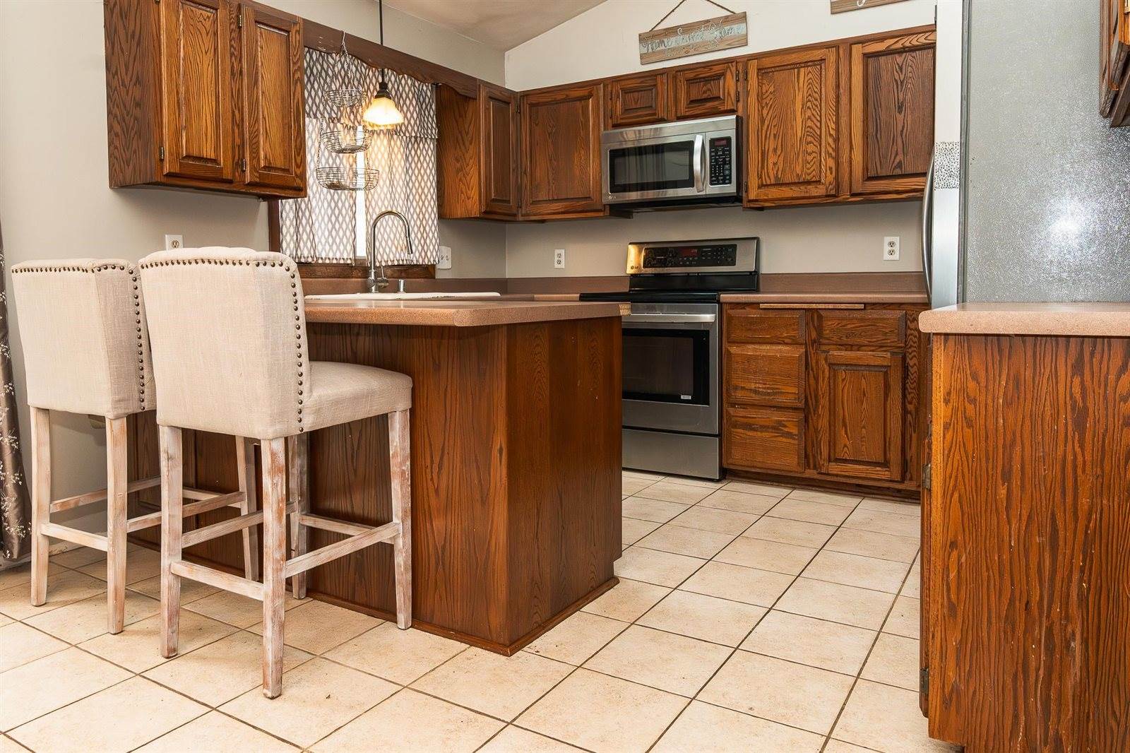 2930 Muir Field, Madison, WI 53719