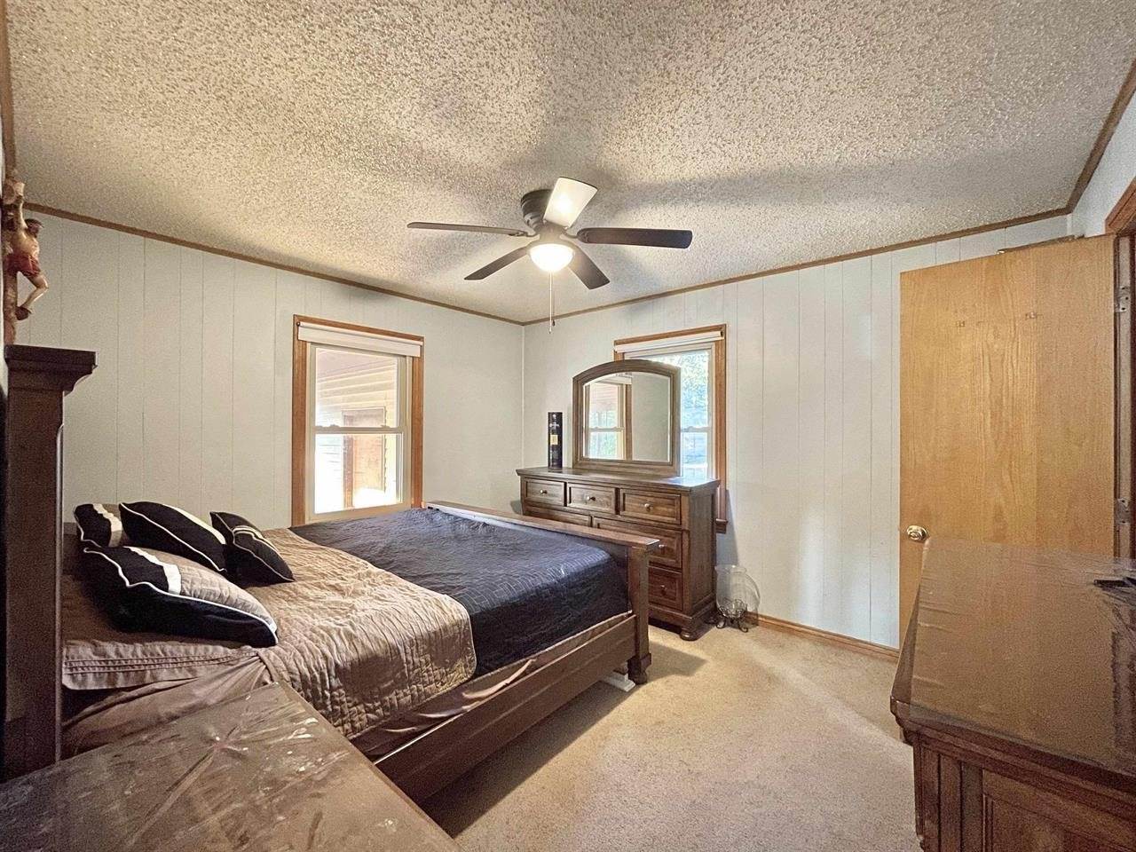 1311 North 9th St, Arkansas City, KS 67005