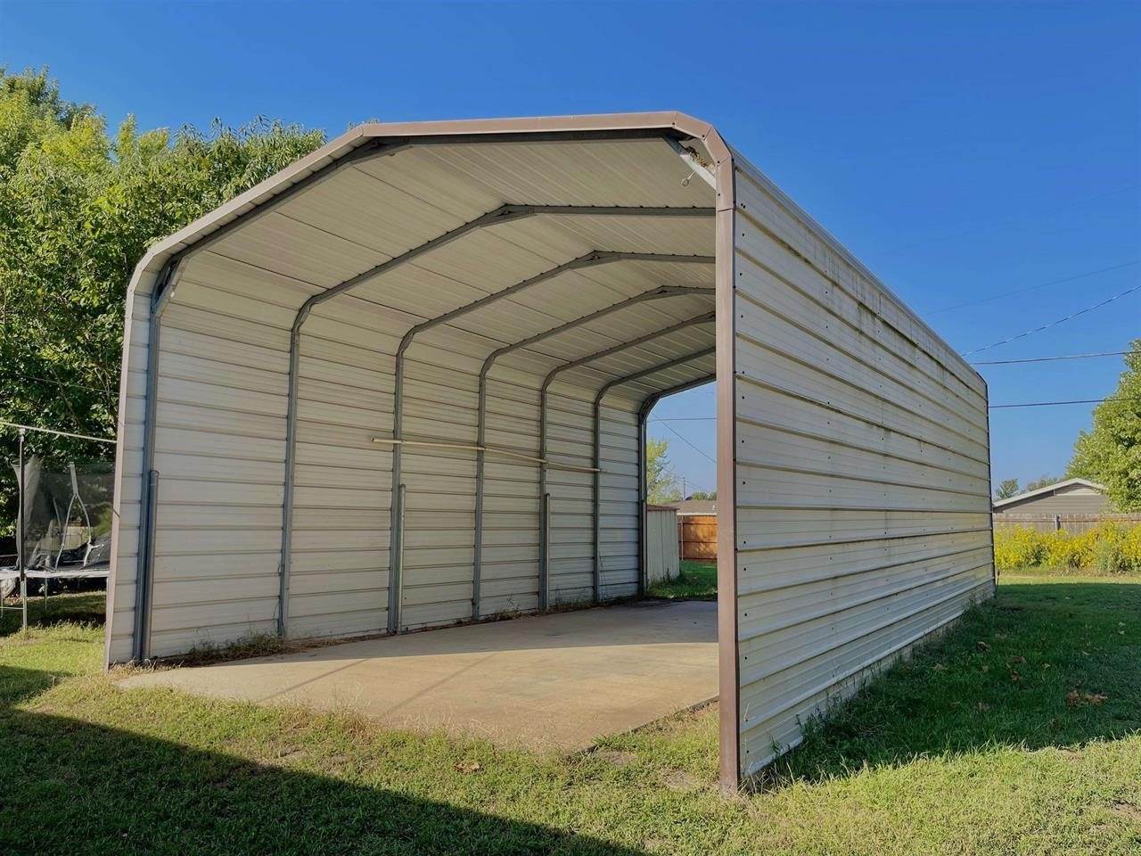 1311 North 9th St, Arkansas City, KS 67005