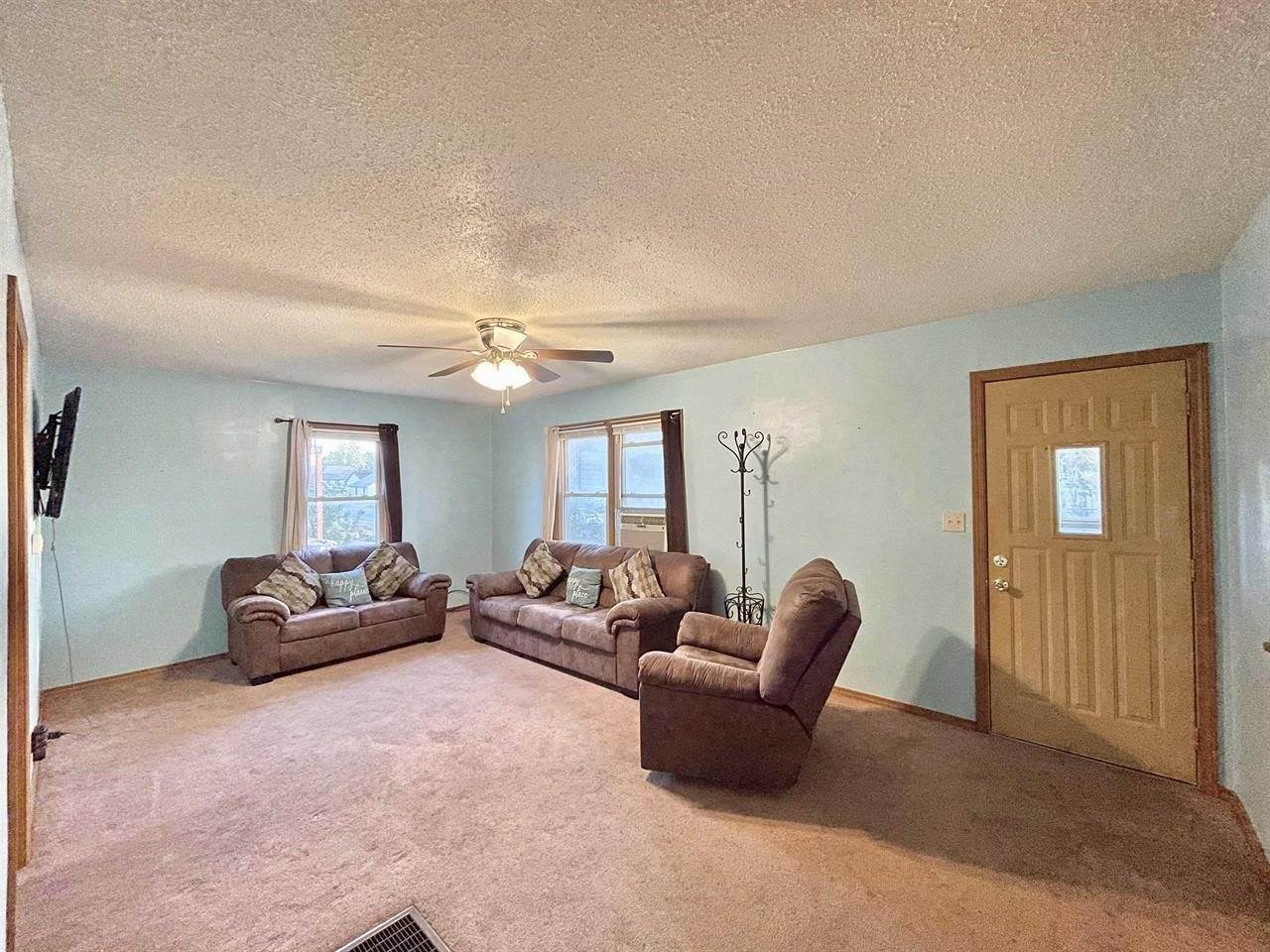 1311 North 9th St, Arkansas City, KS 67005