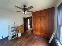 111 North Park Street, Savanna, IL 61074