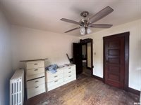 111 North Park Street, Savanna, IL 61074