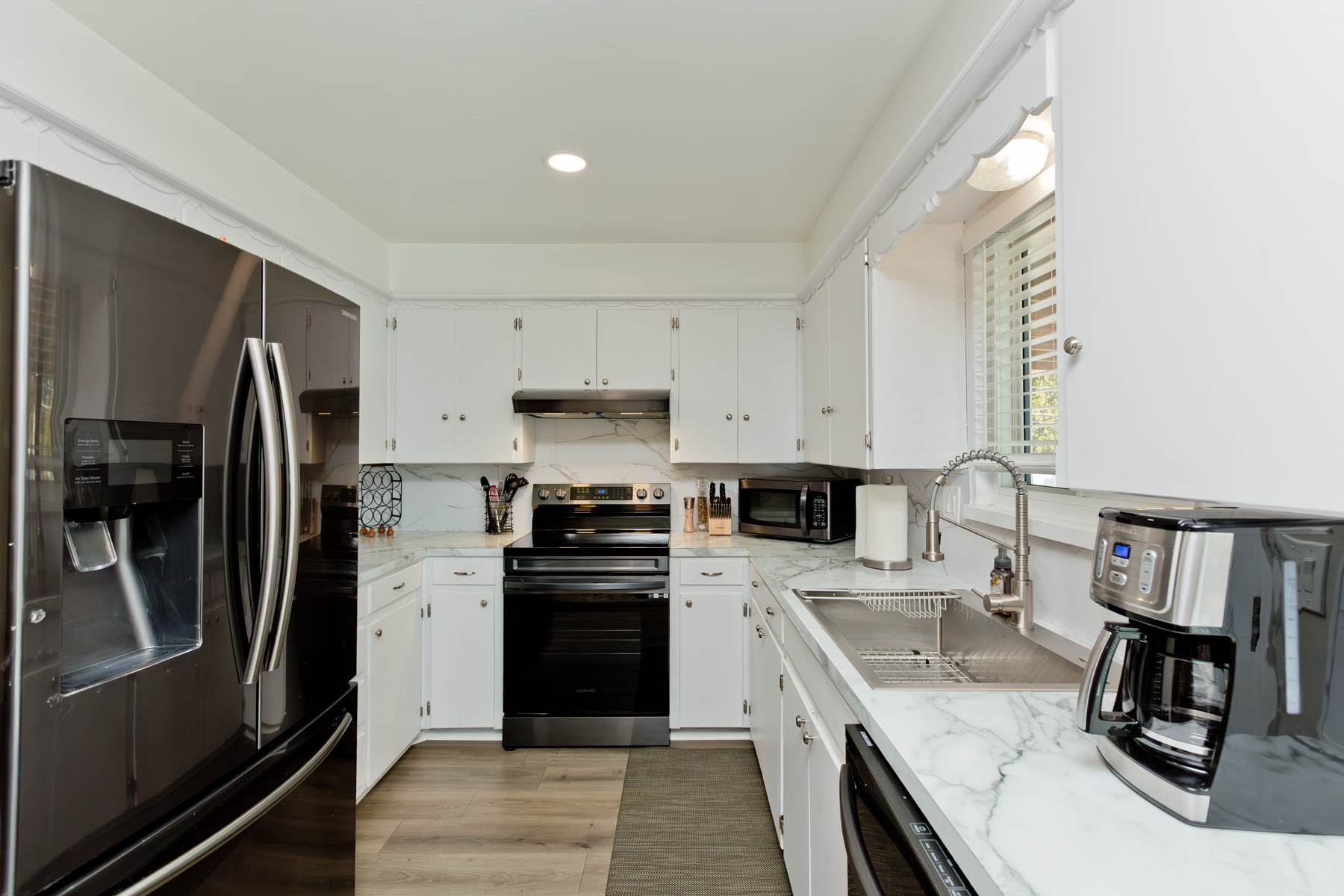 506 33 road, Clifton, CO 81520