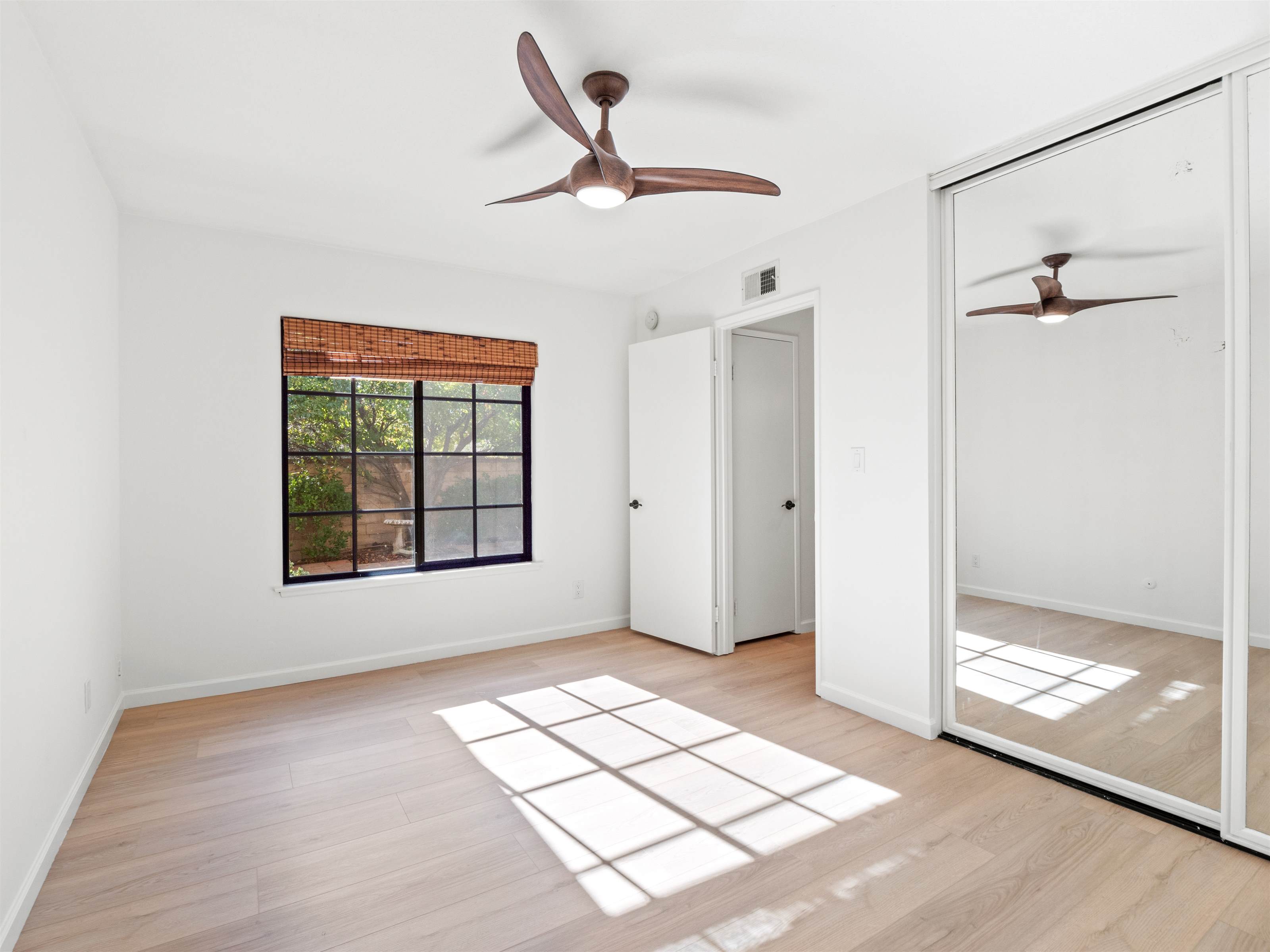 23379 Calle Arino, Valencia, CA 91355