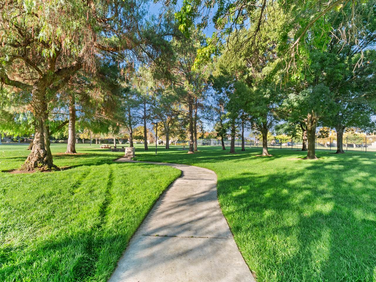 23379 Calle Arino, Valencia, CA 91355