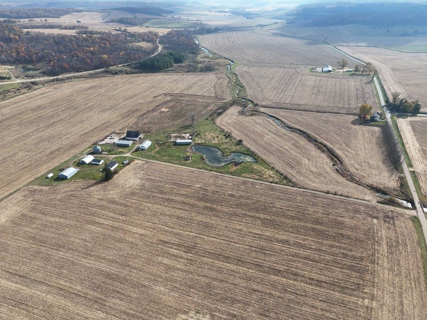 6977 South Elmoville Road, Stockton, IL 61085