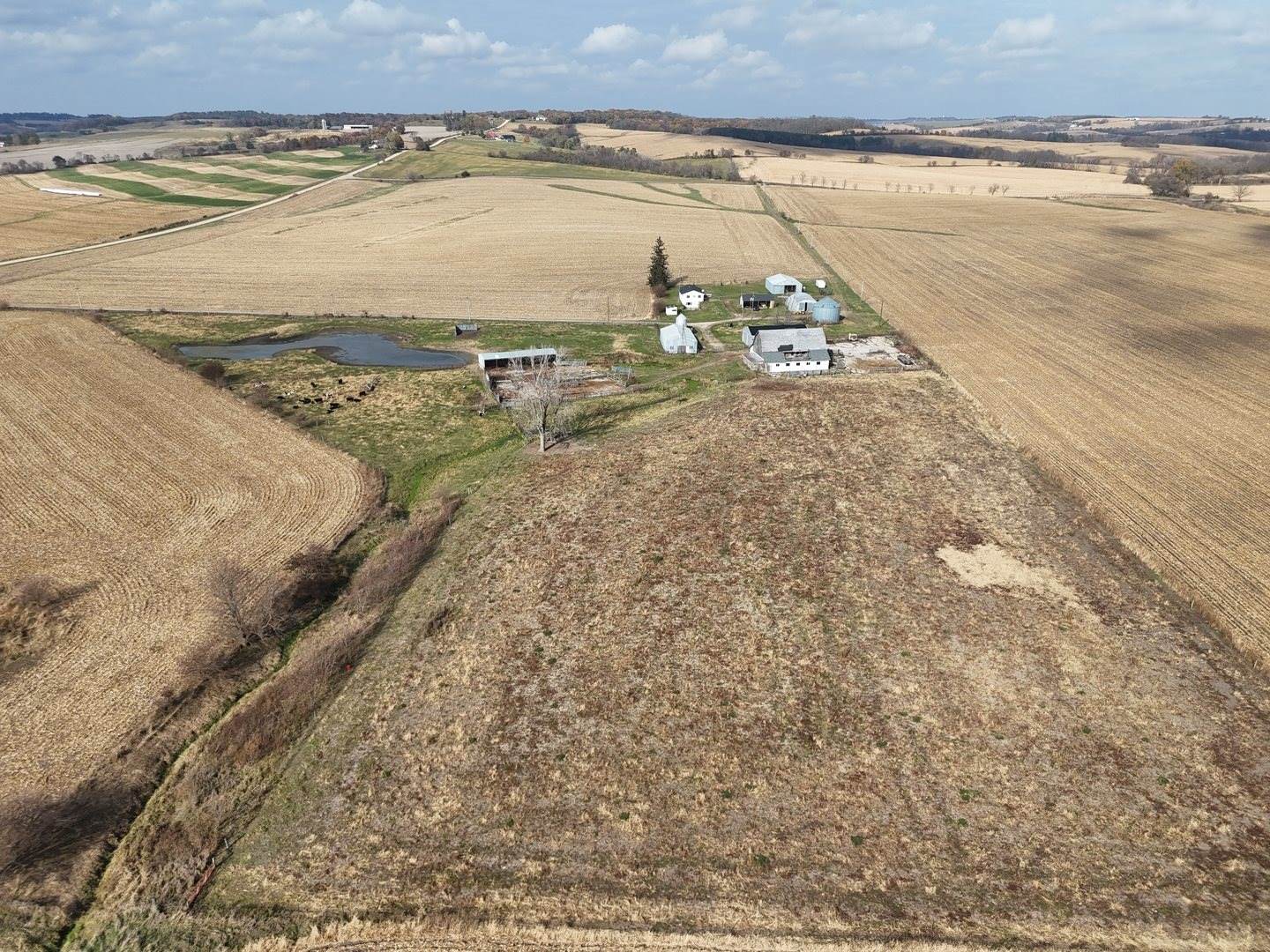 6977 South Elmoville Road, Stockton, IL 61085