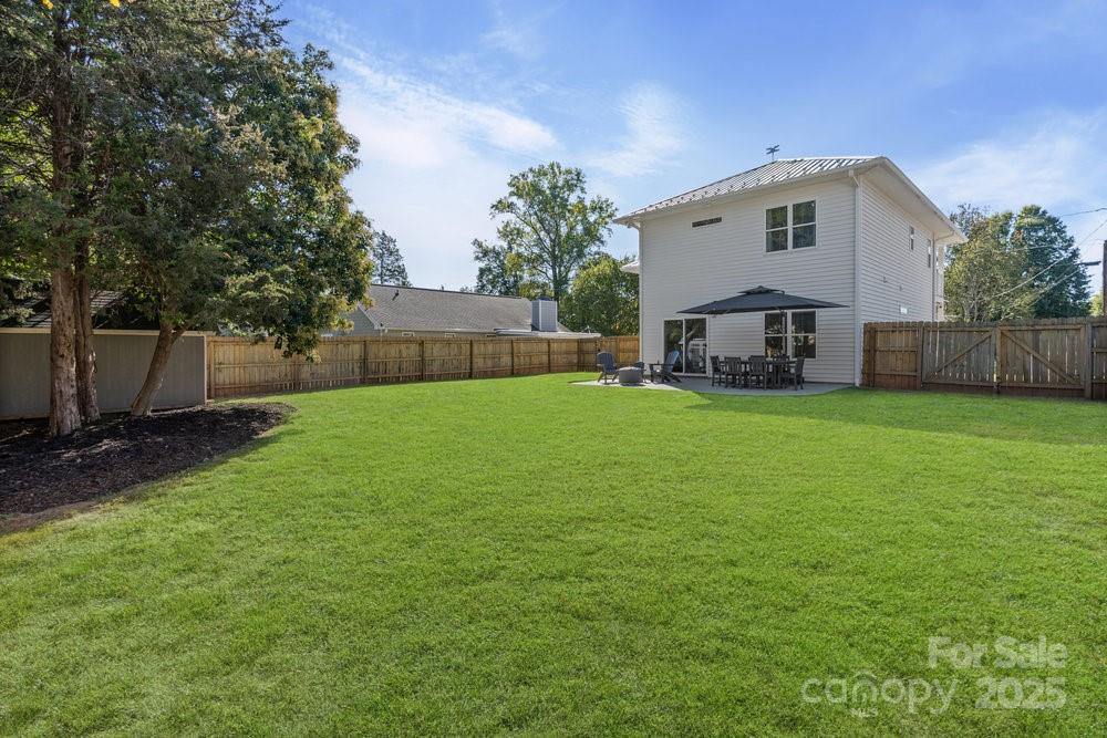 130 Mainview Drive, Mooresville, NC 28117