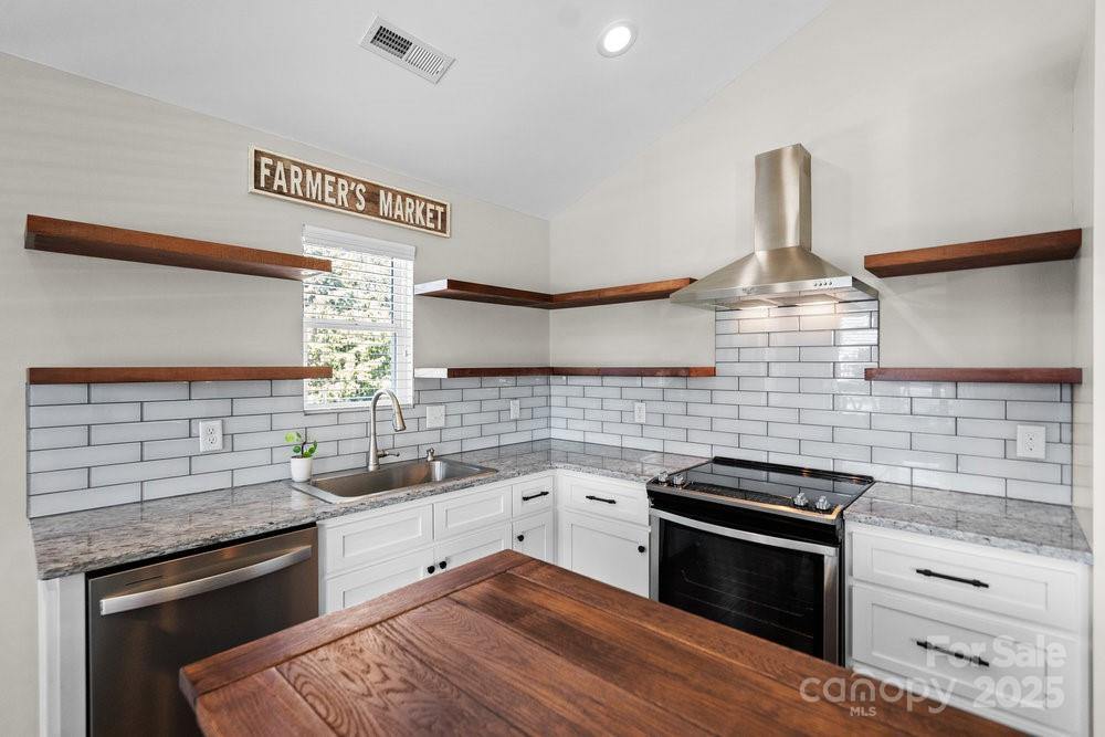 130 Mainview Drive, Mooresville, NC 28117